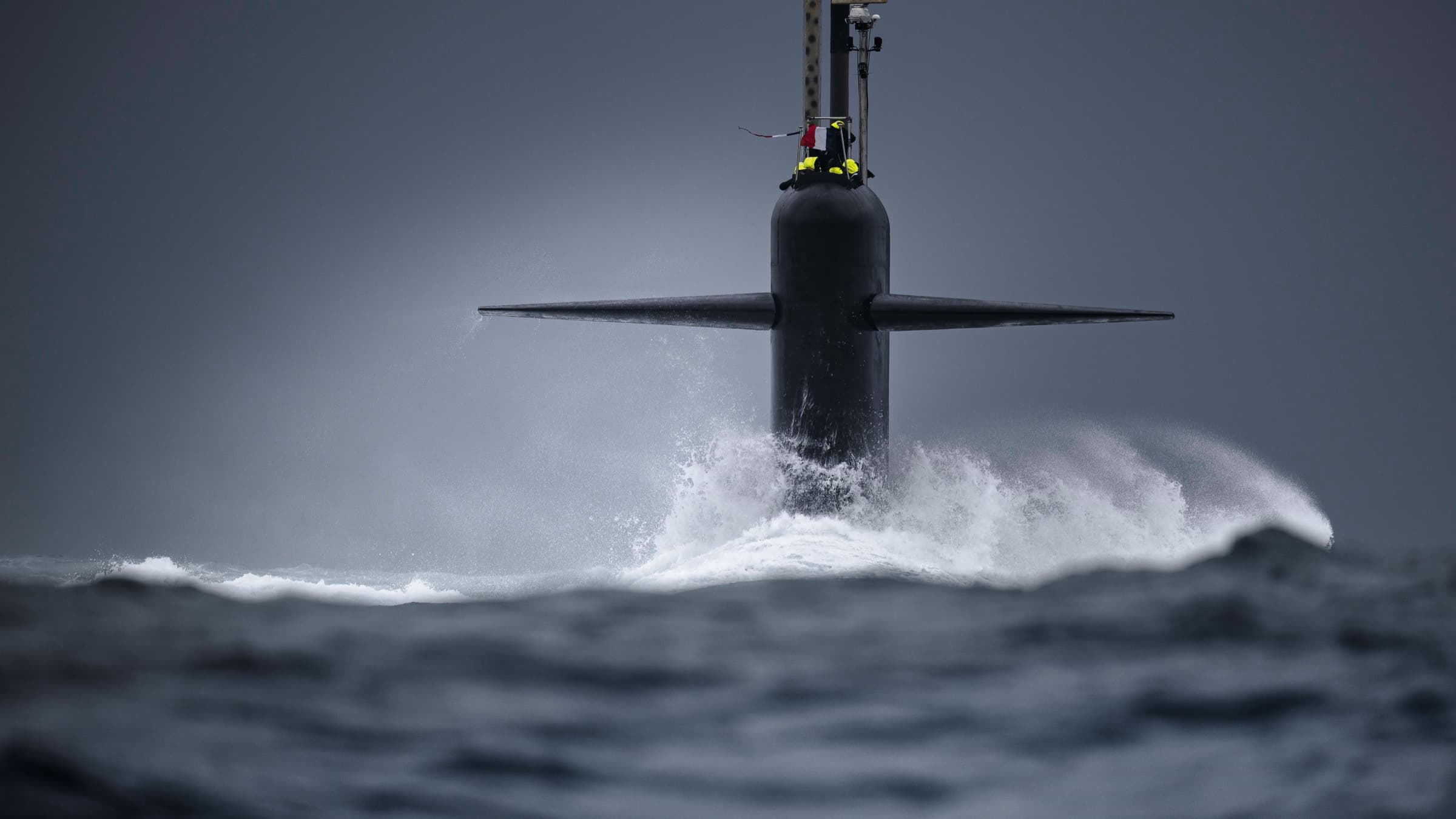 Sous-marin en surface